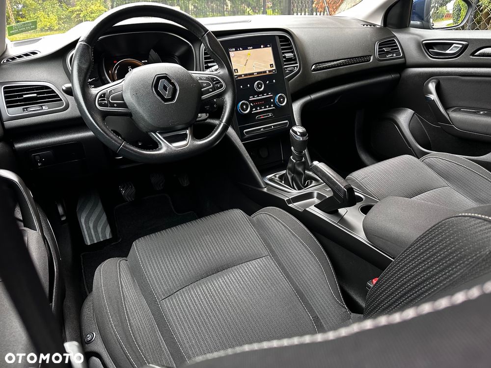 Renault Megane ENERGY TCe 100 LIMITED - 23