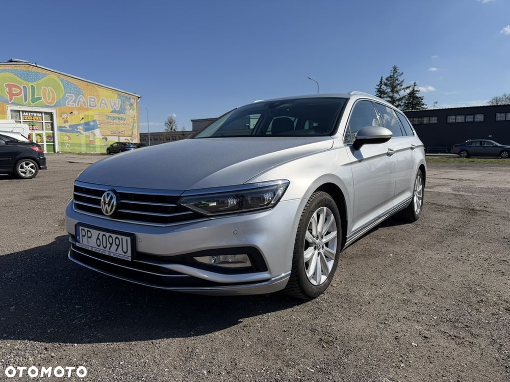 Volkswagen Passat - 2