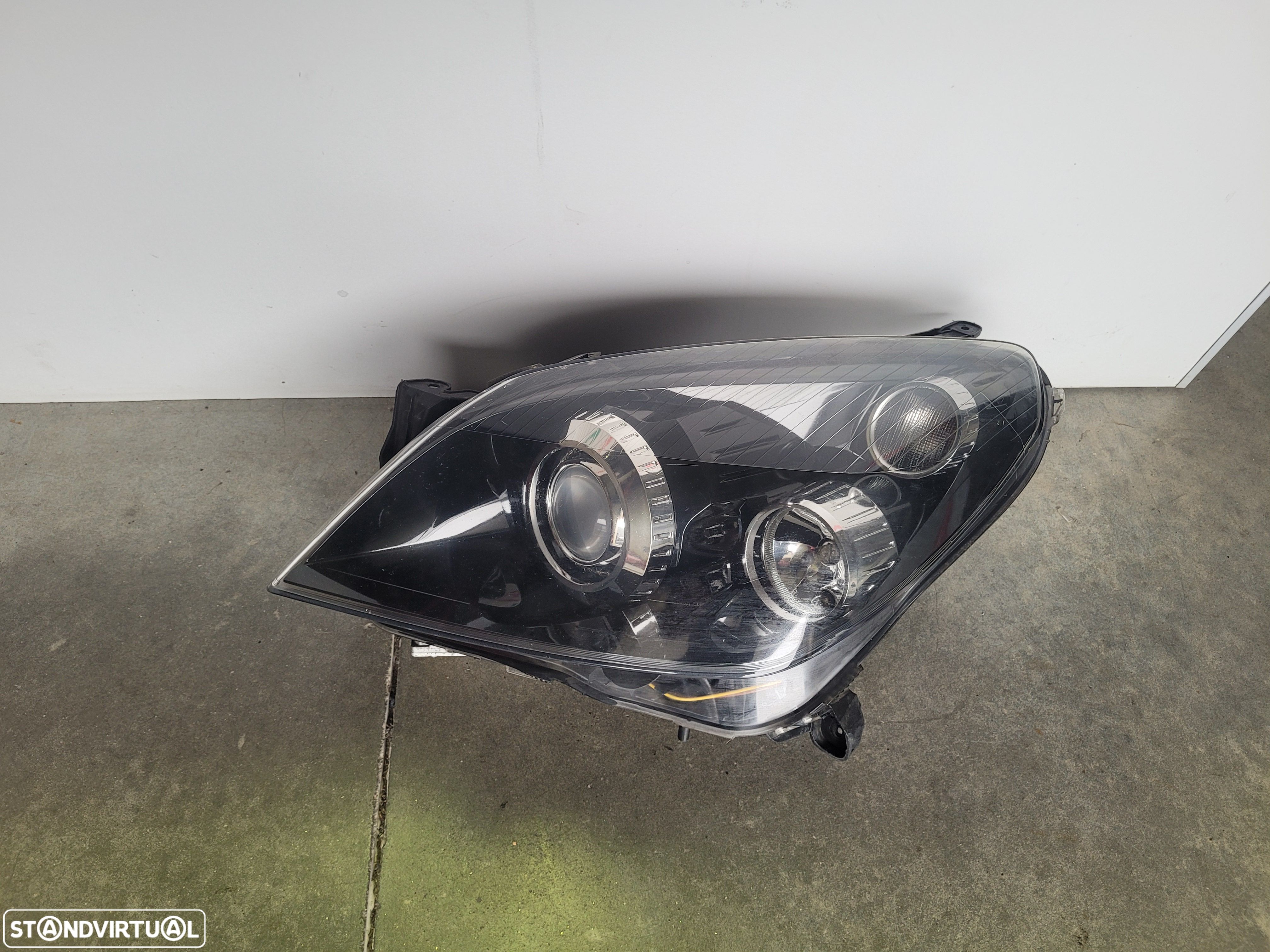 Farol Xenon Opel Astra H - 1