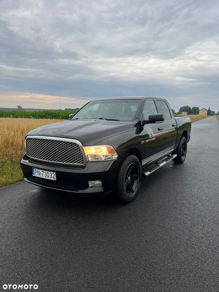 Dodge RAM - 1