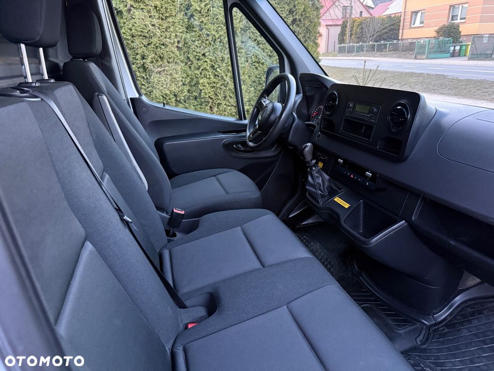 Mercedes-Benz Sprinter 319 CDI 3.0 - 12