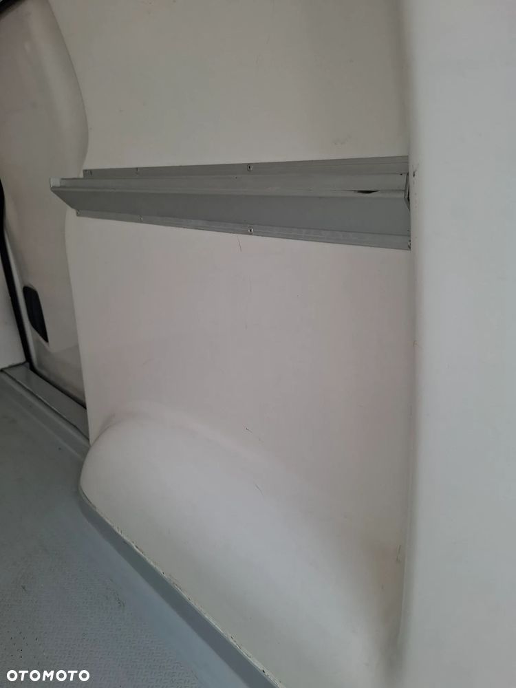 Peugeot Partner - 13