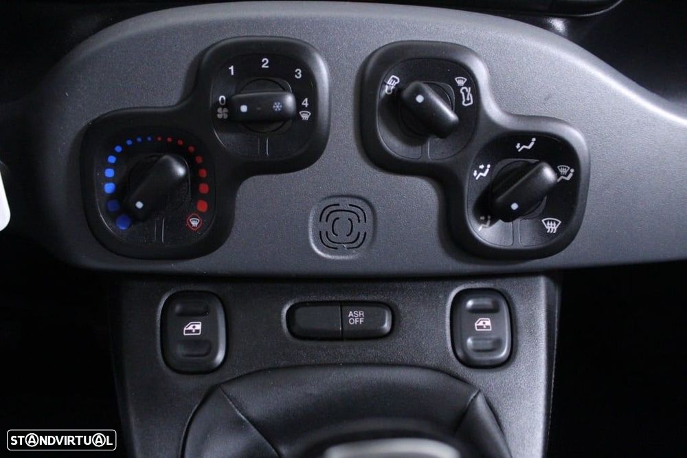 Fiat Panda 1.0 Hybrid City Life - 28