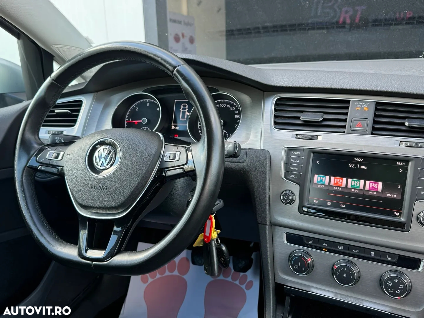 Volkswagen Golf Variant 1.6 TDI 4Motion BlueMotion Technology Comfortline - 11
