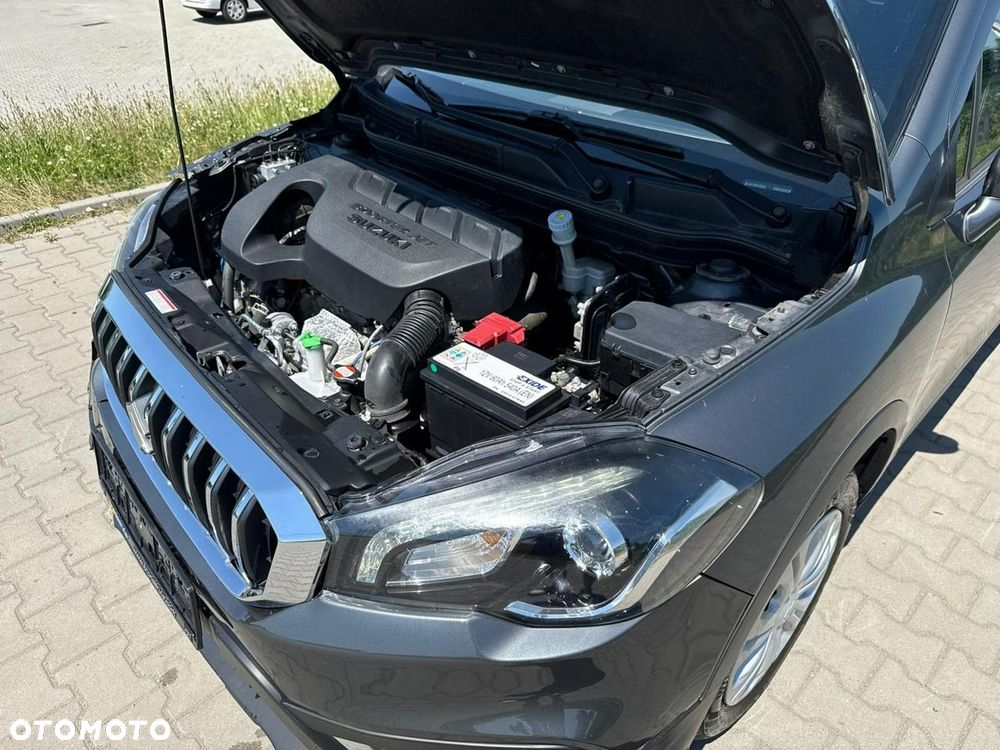 Suzuki SX4 S-Cross 1.4 T Premium - 10
