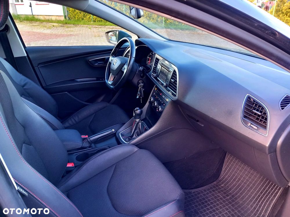 Seat Leon 2.0 TDI DPF Ecomotive FR - 35
