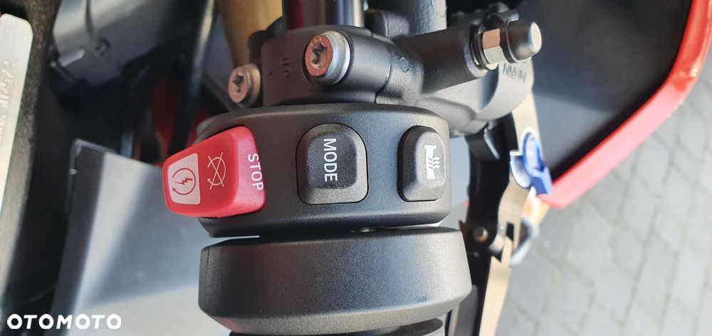 Ducati Streetfighter V4 - 14