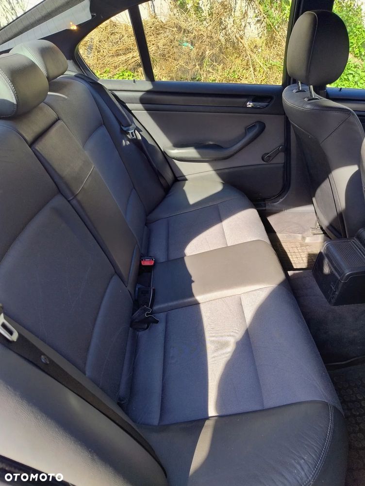 BMW Seria 3 - 8