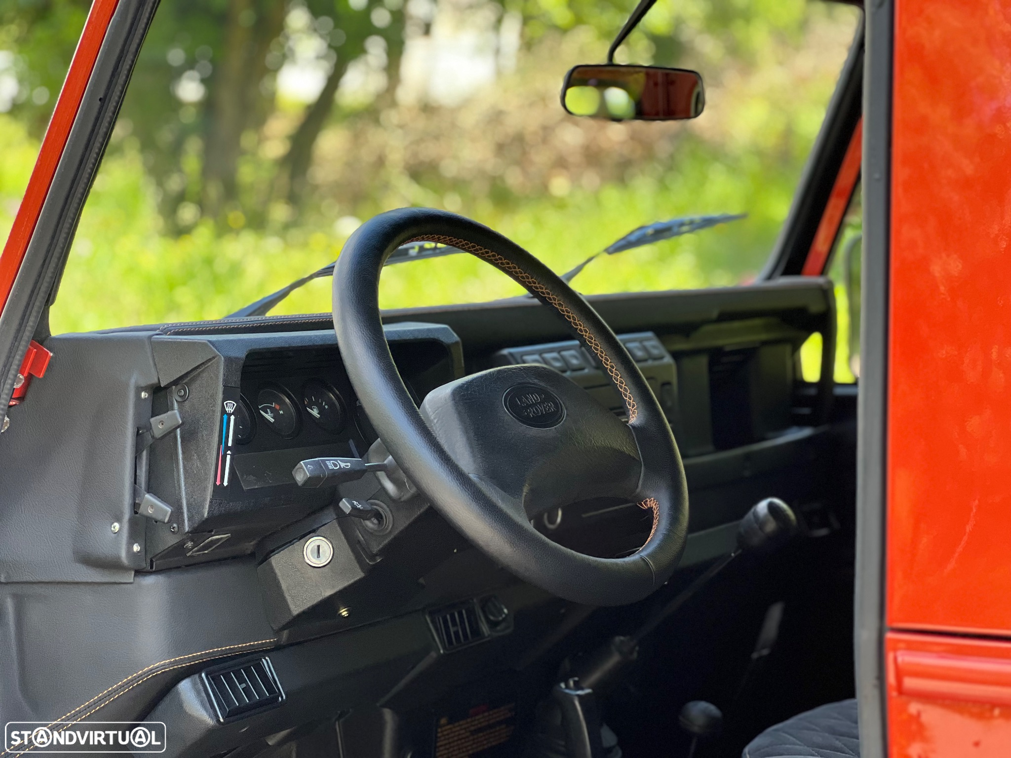 Land Rover Defender 90 2.5 TD5 Metal Top - 8