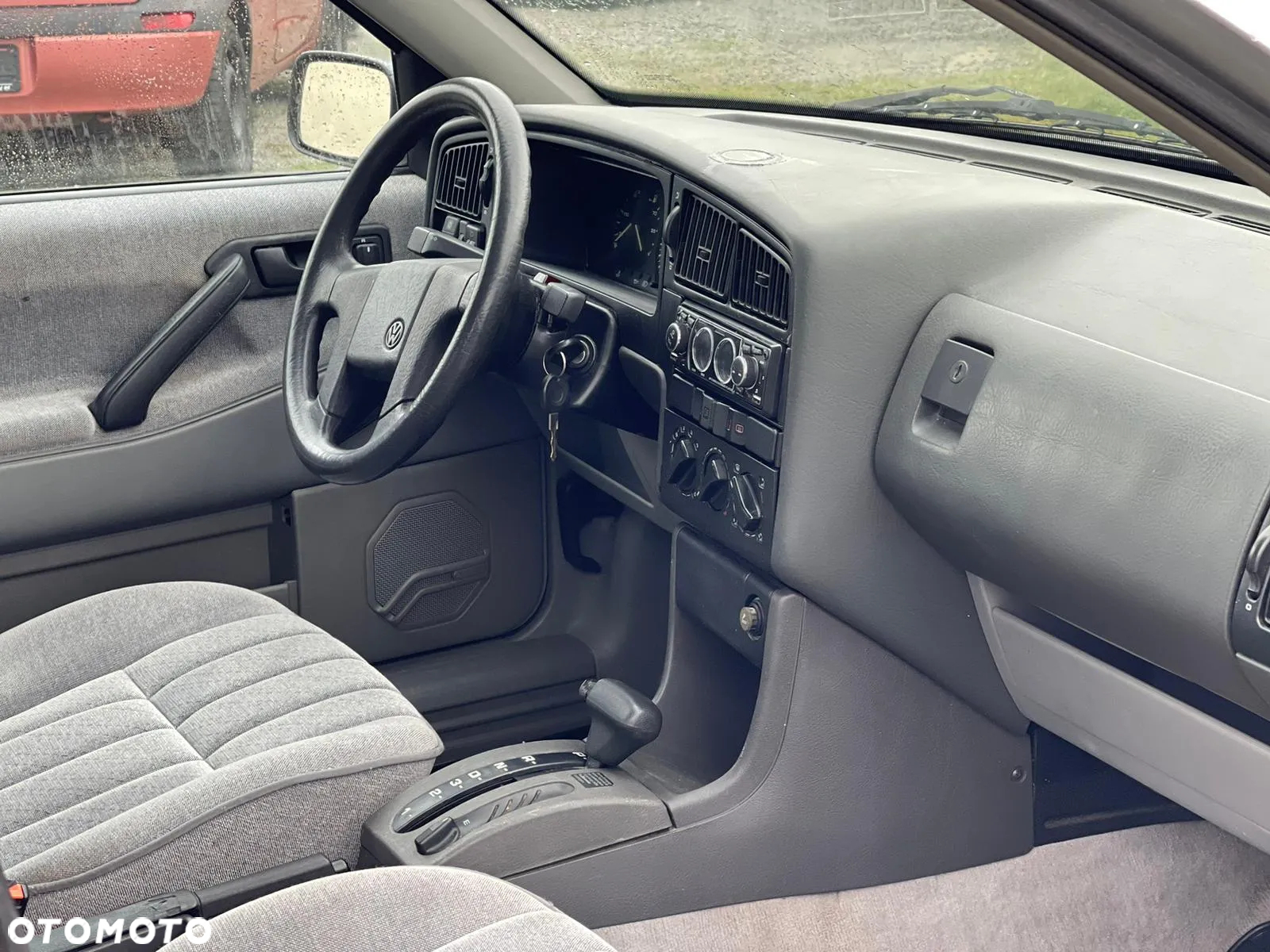 Volkswagen Passat - 10