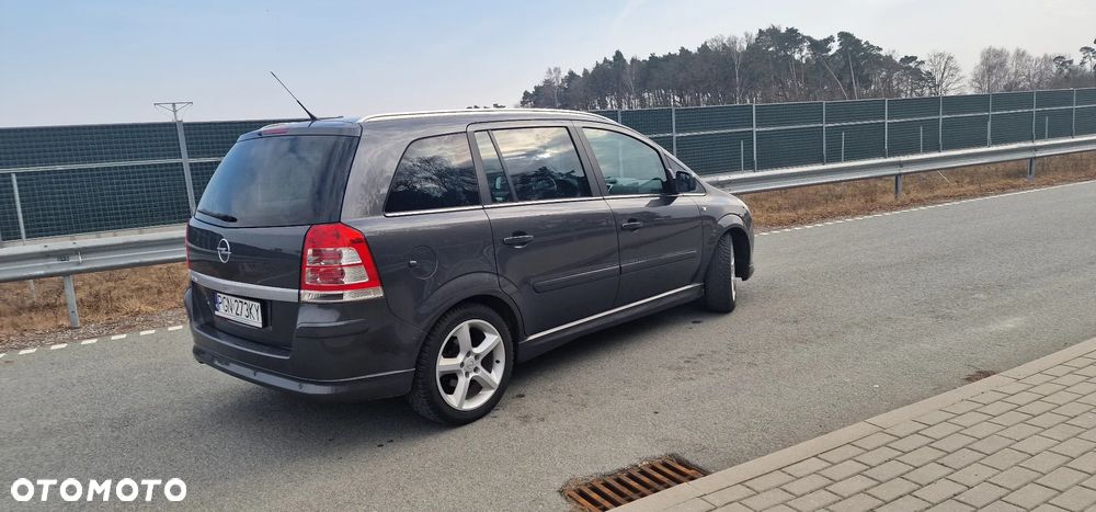 Opel Zafira 1.8 Sport - 4