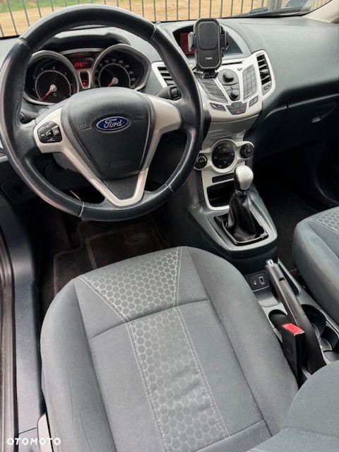 Ford Fiesta 1.25 Titanium - 10