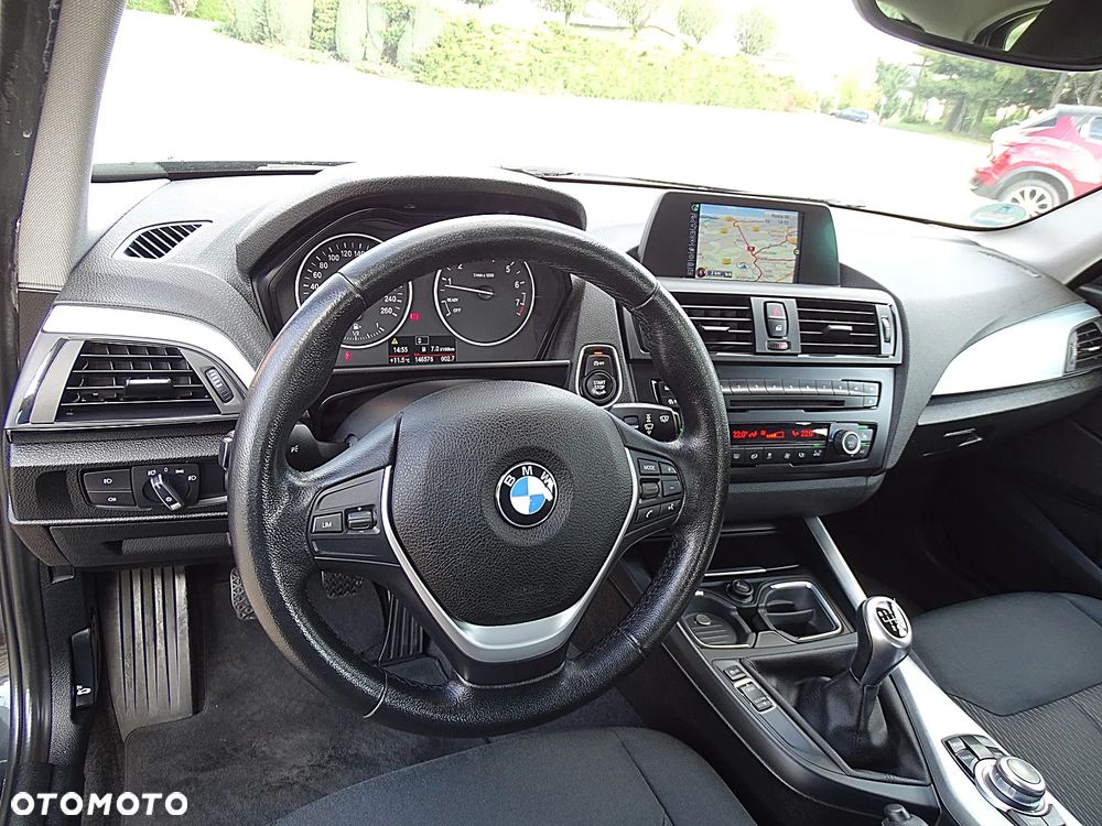 BMW Seria 1 116i Sport Line - 31