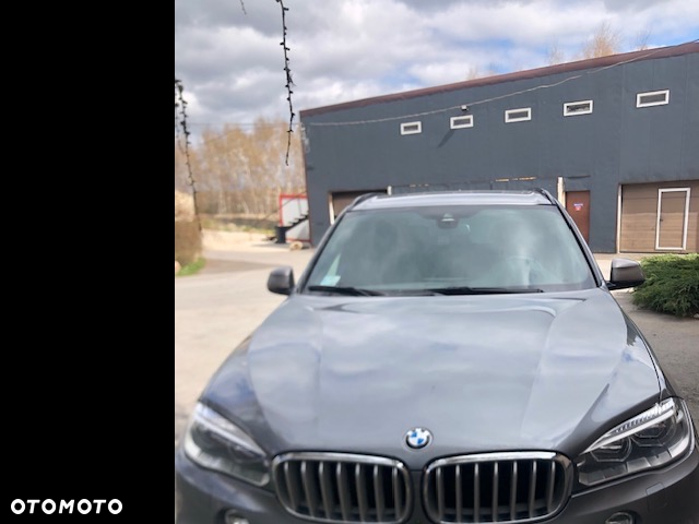 BMW X5 M M50d - 9