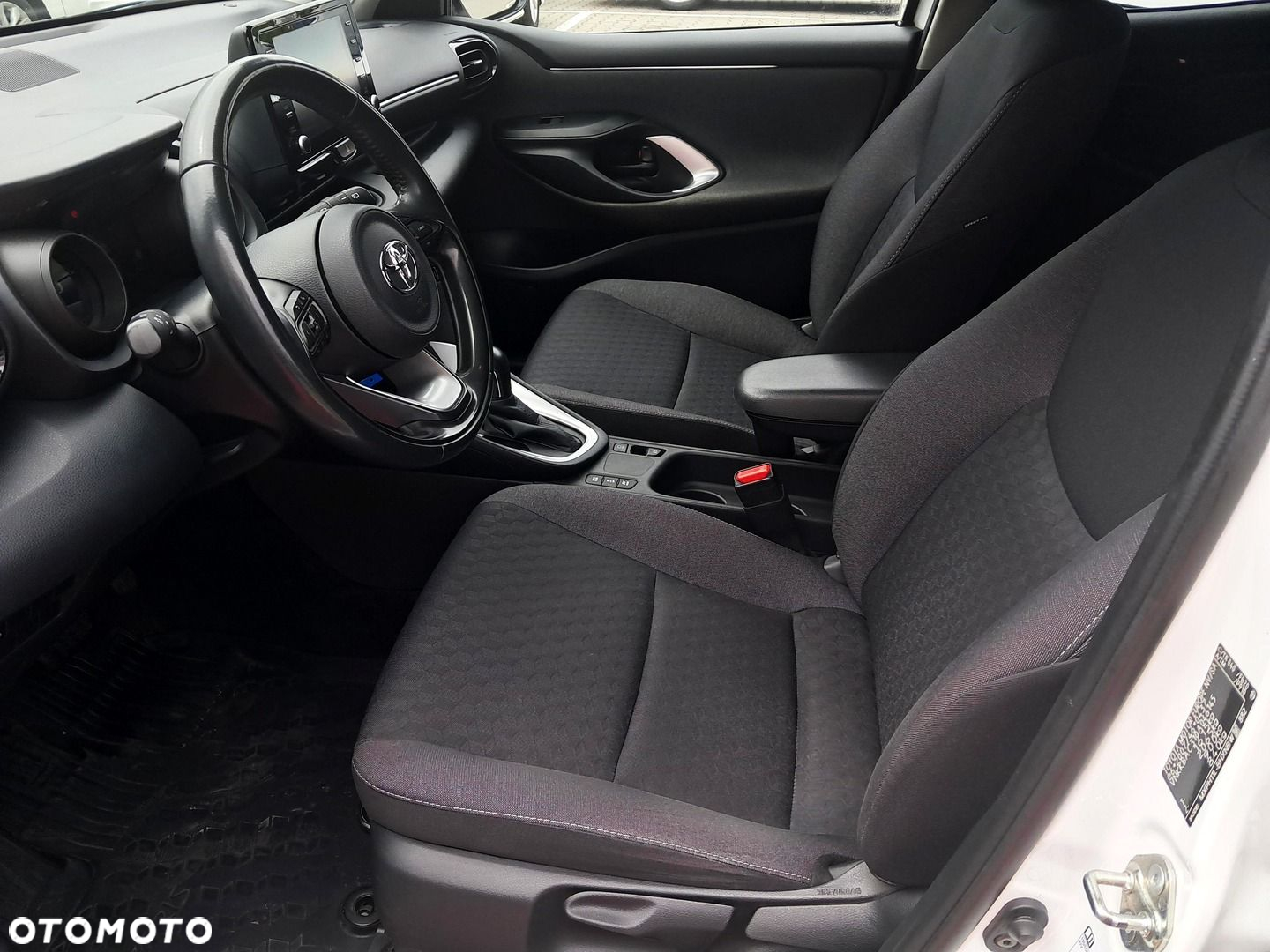 Toyota Yaris - 14