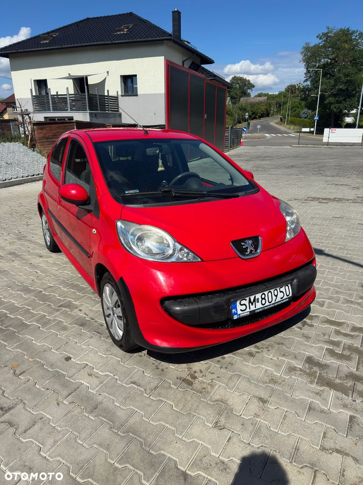 Peugeot 107 1.0 Trendy - 1
