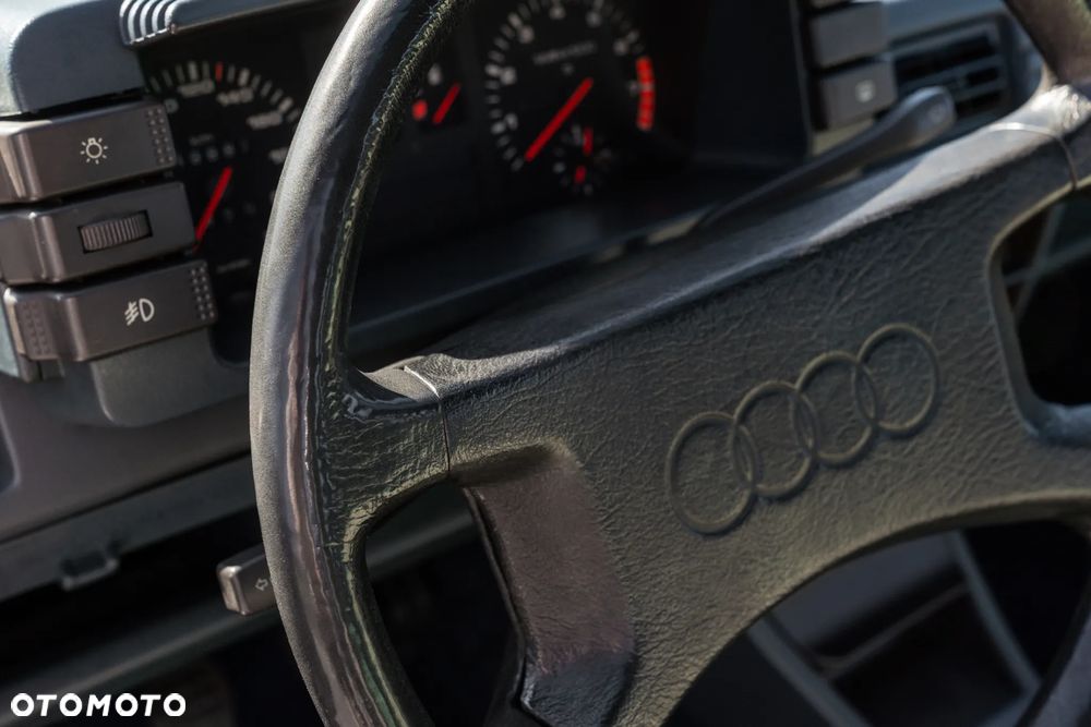 Audi Coupe 2.0 GT - 21