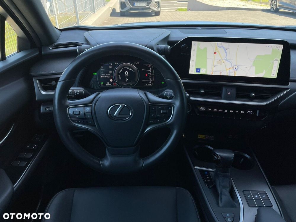 Lexus UX - 17