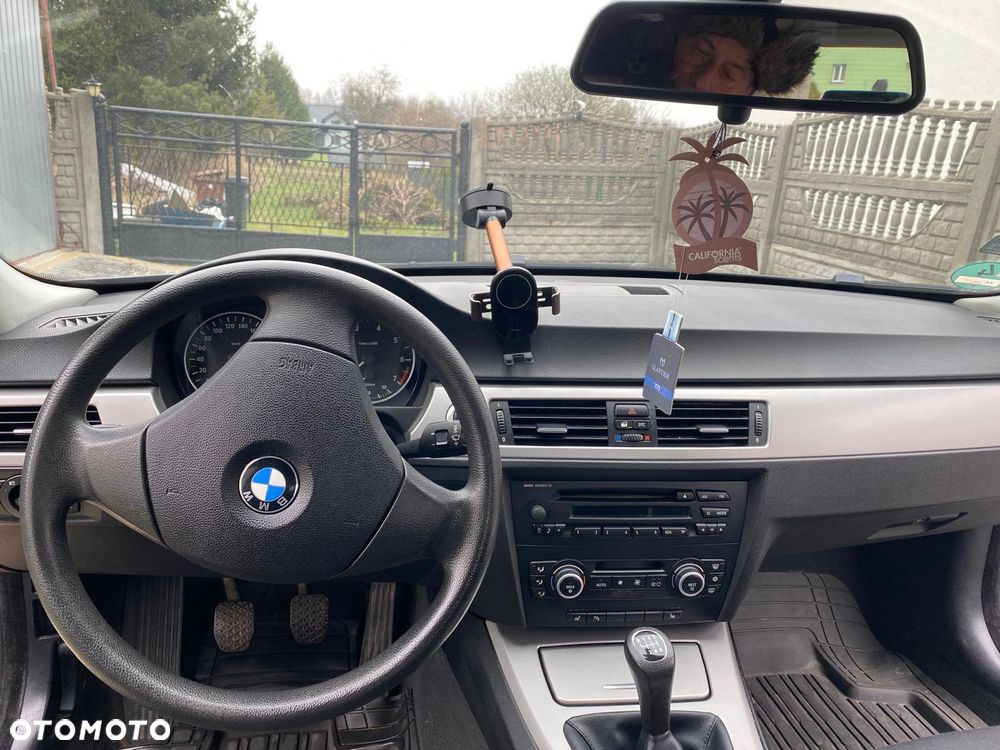 BMW Seria 3 - 24