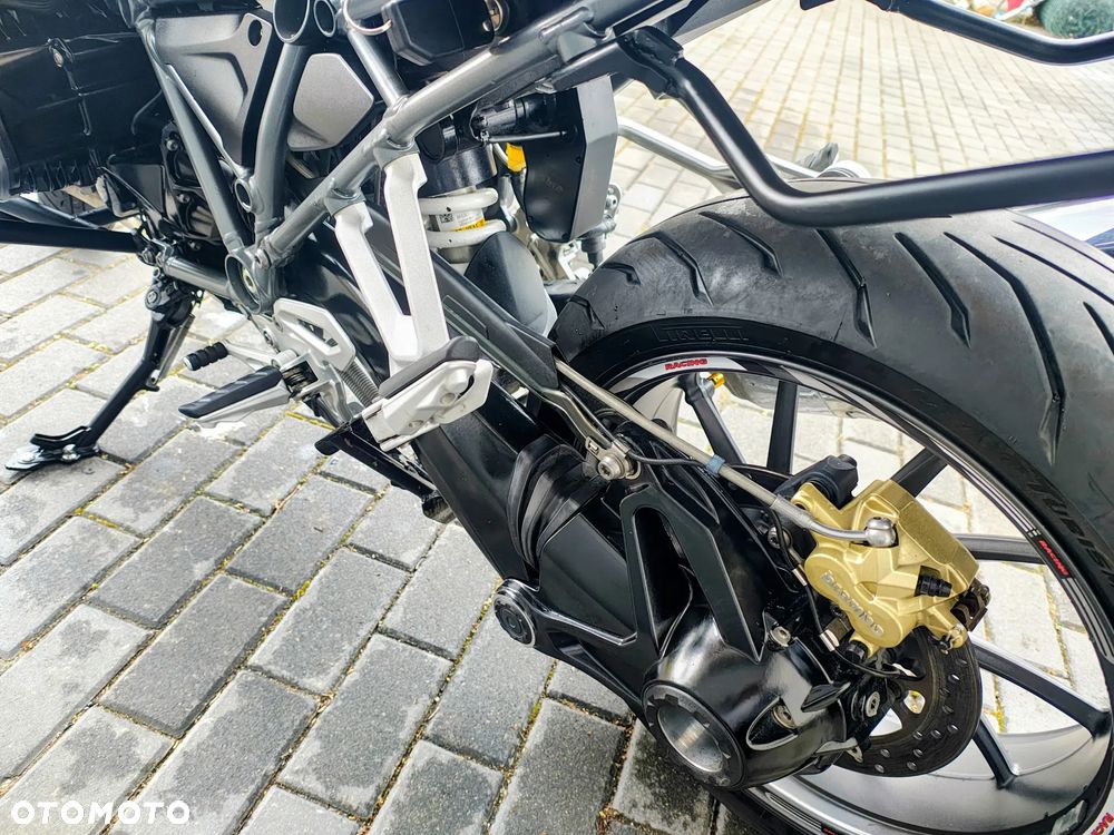 BMW R - 16