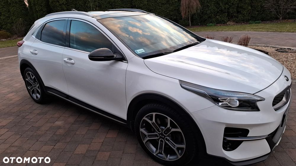 Kia XCeed 1.6 T-GDI Prestige Line DCT - 3
