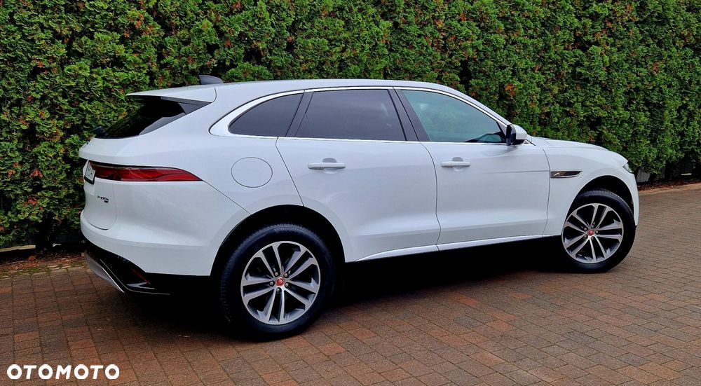 Jaguar F-Pace - 10