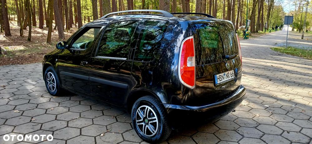 Skoda Roomster 1.4 MPI Elegance PLUS EDITION - 6