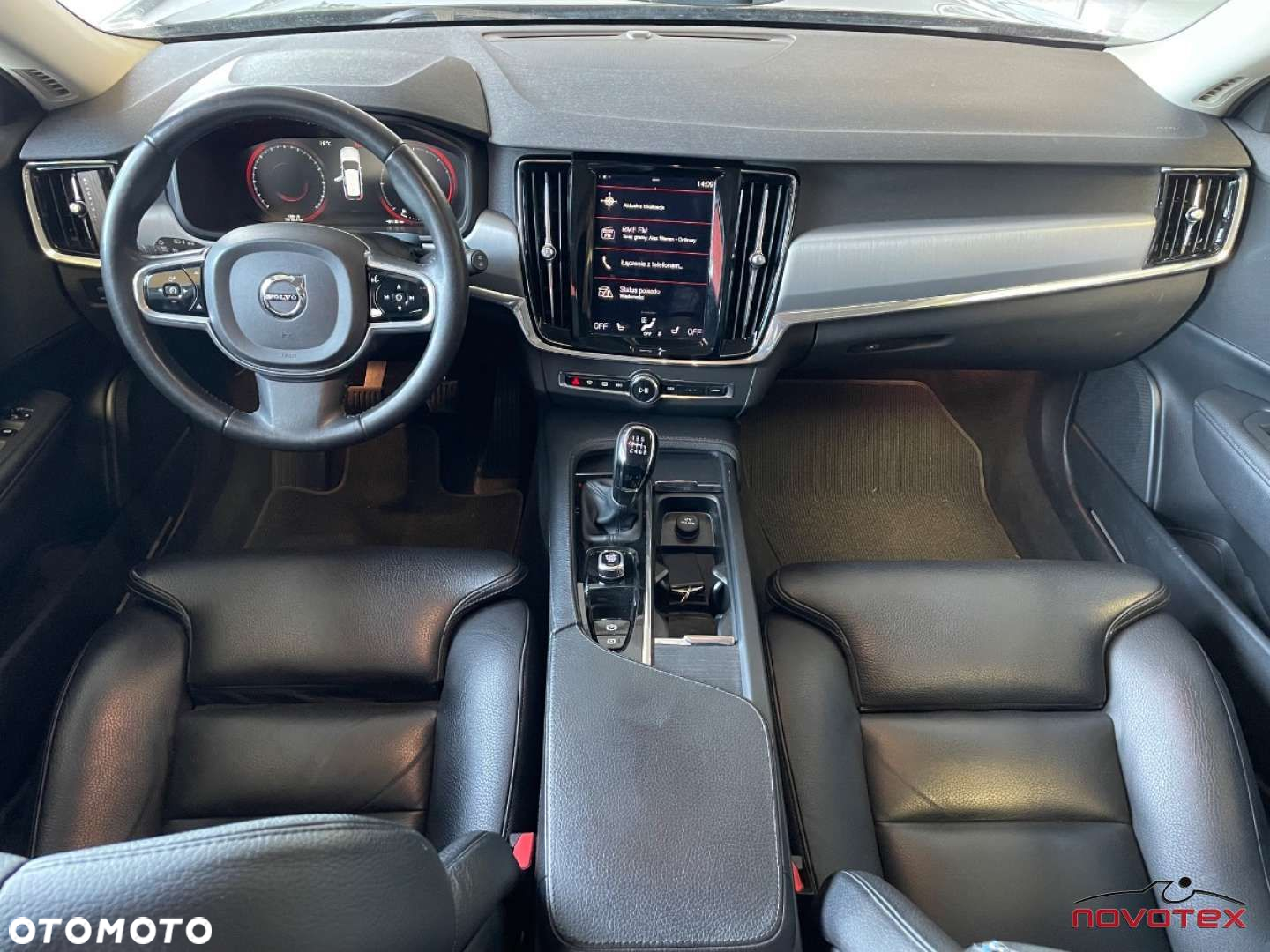 Volvo V90 D3 Momentum - 11
