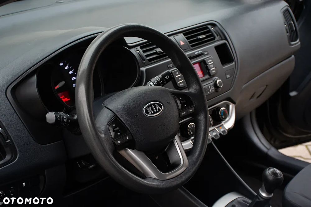 Kia Rio 1.2 Business Line - 31