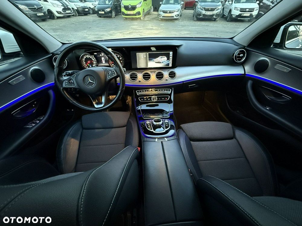 Mercedes-Benz Klasa E - 14