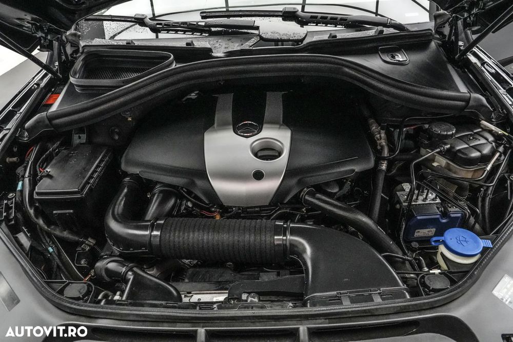 Mercedes-Benz ML - 22