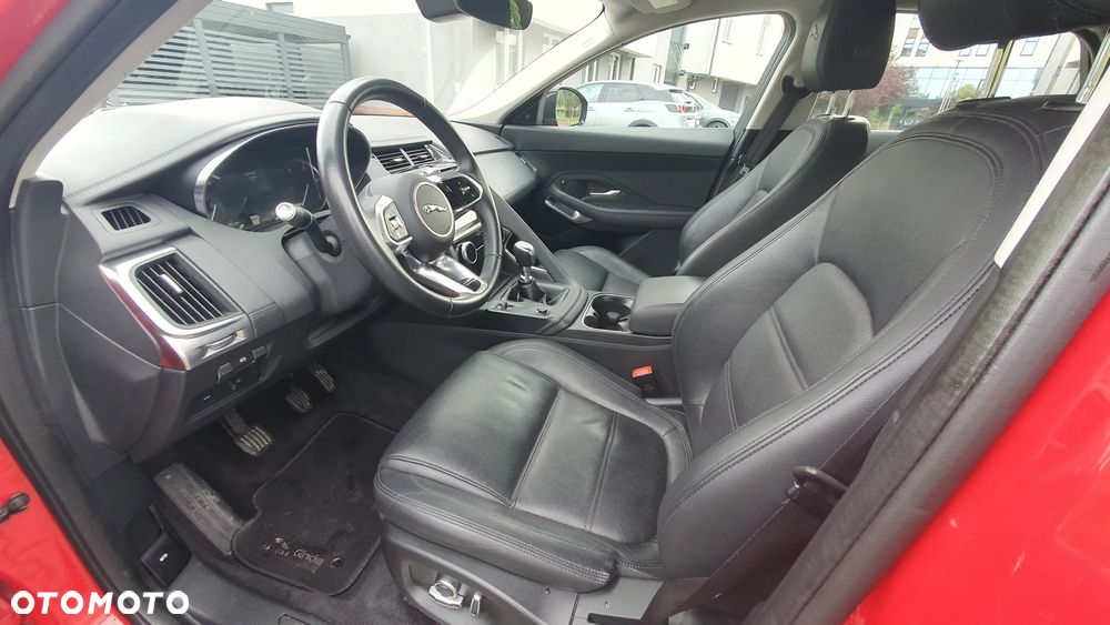 Jaguar E-Pace - 9