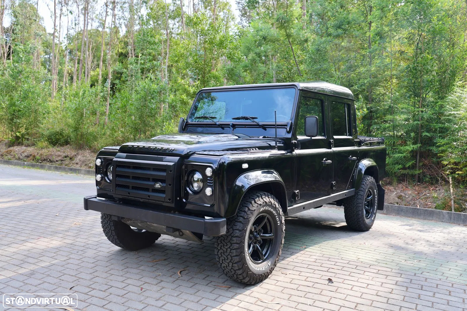 Land Rover Defender 110 CC 2.4 CRD SE - 5