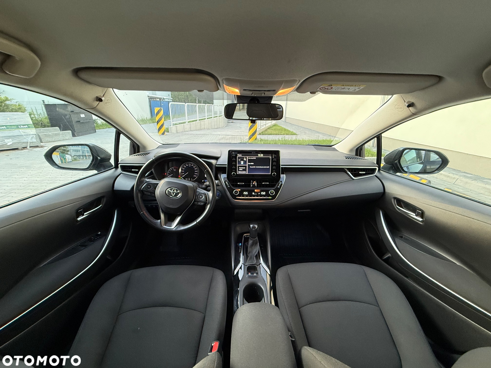 Toyota Corolla 1.8 Hybrid GPF Comfort - 22