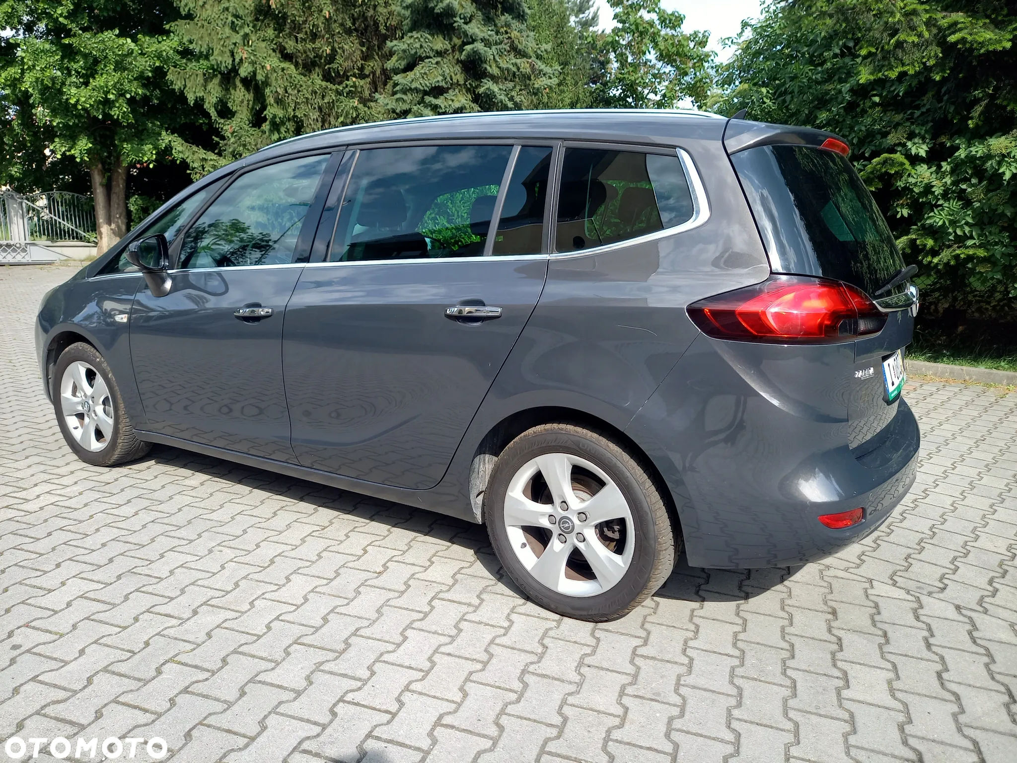 Opel Zafira - 8