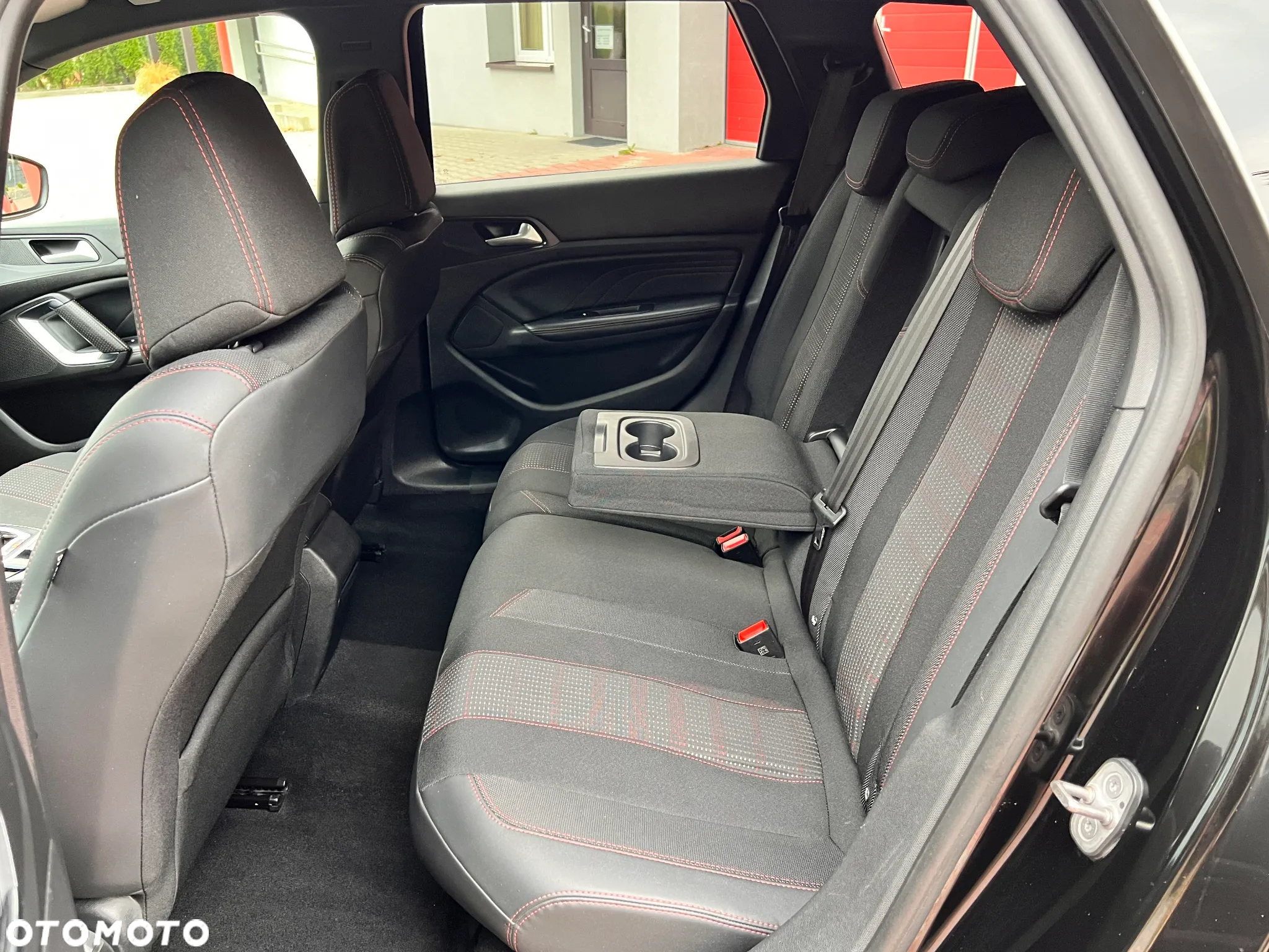 Peugeot 308 SW 1.5 BlueHDi GT Pack S&S EAT8 - 26