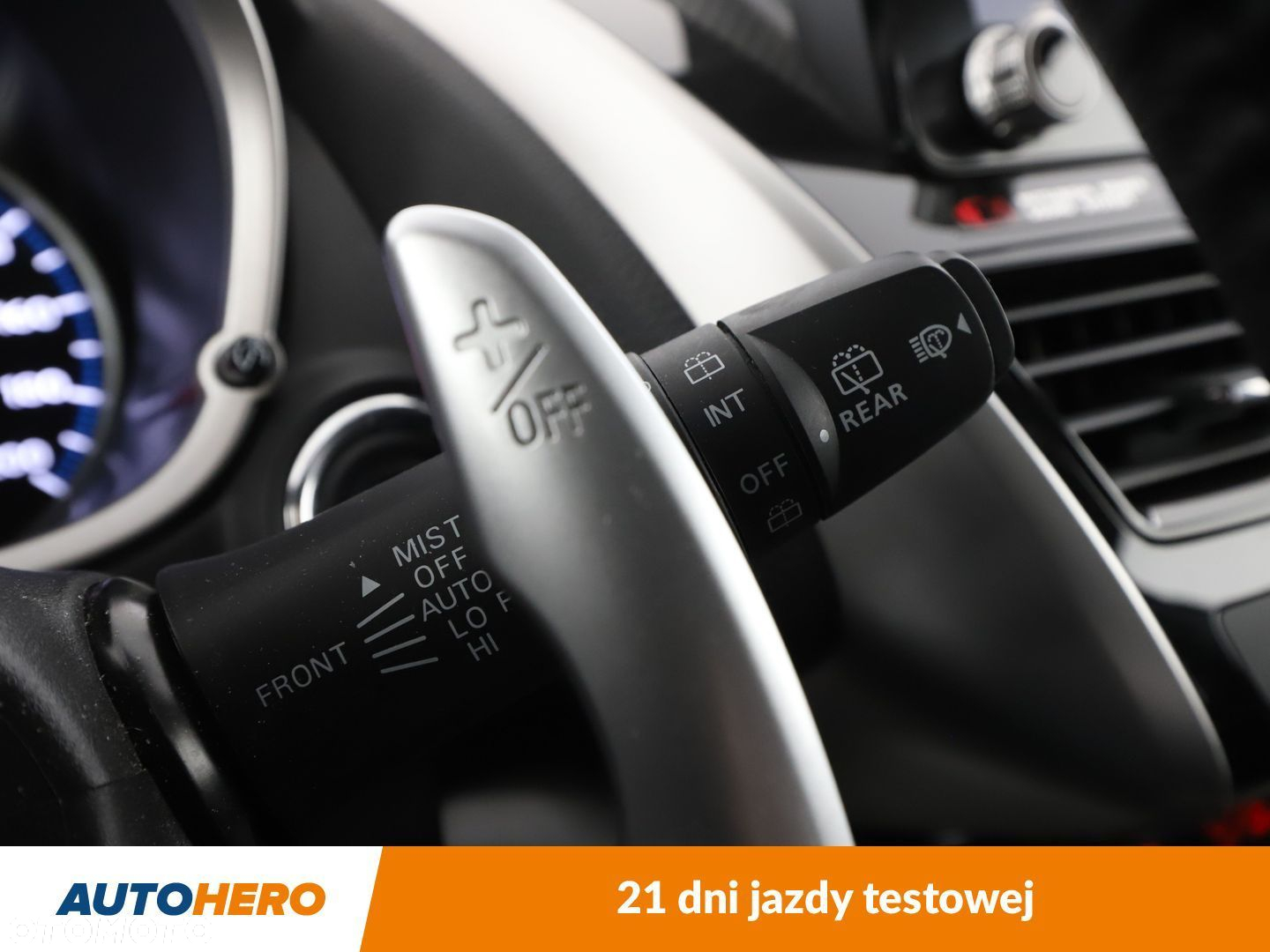 Mitsubishi Eclipse Cross - 31