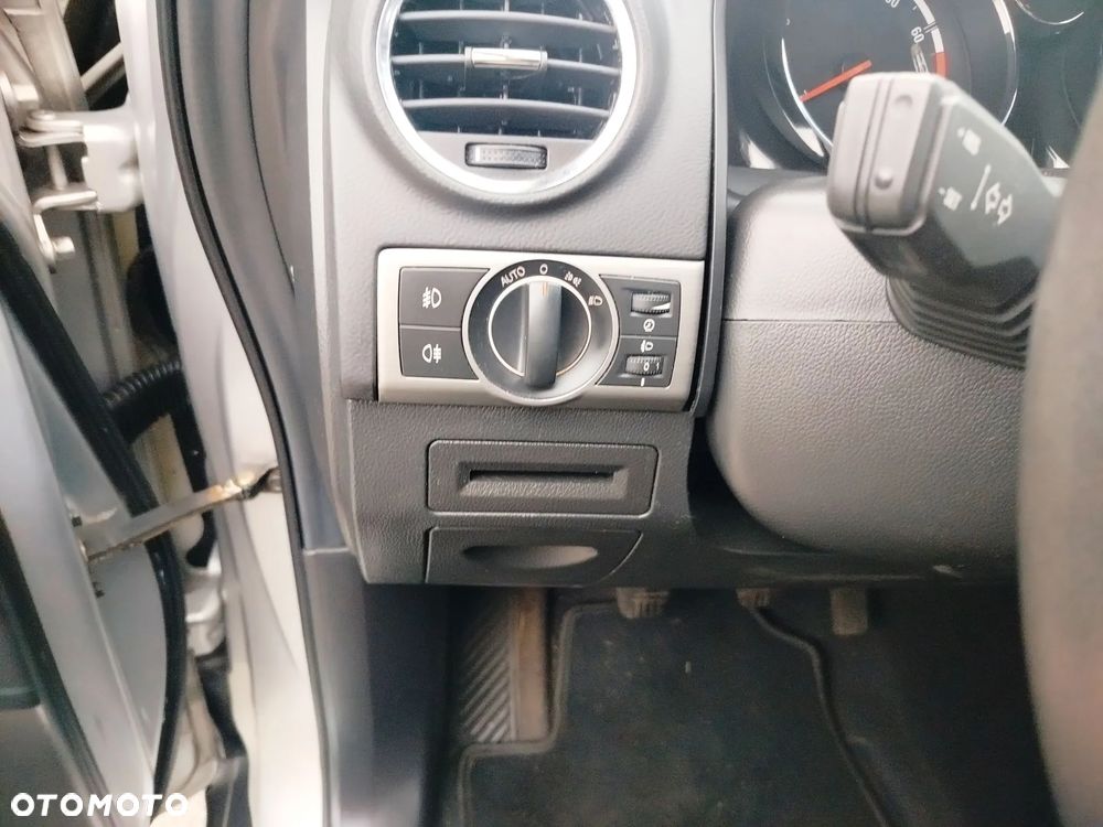 Opel Antara 2.4 4x4 Cosmo - 26