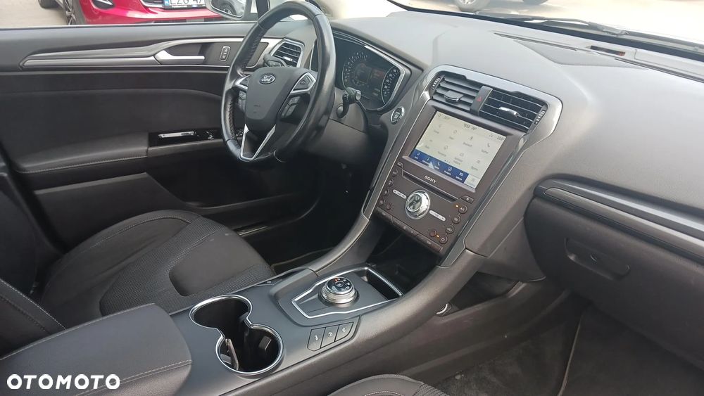 Ford Mondeo 2.0 EcoBlue Titanium - 19
