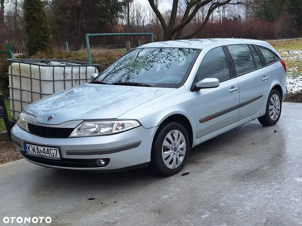 Renault Laguna II 2.2 dCi Confort Dynamique - 2