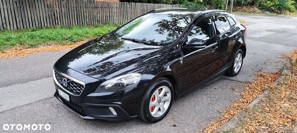 Volvo V40 Cross Country - 16