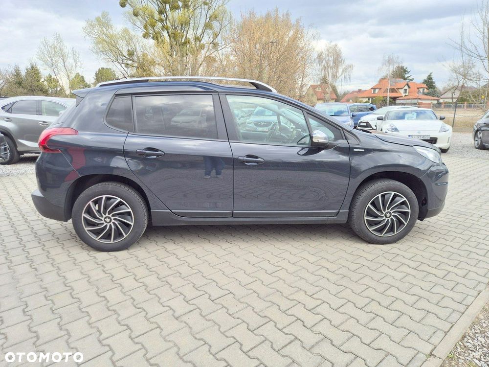 Peugeot 2008 1.5 BlueHDi Style - 5