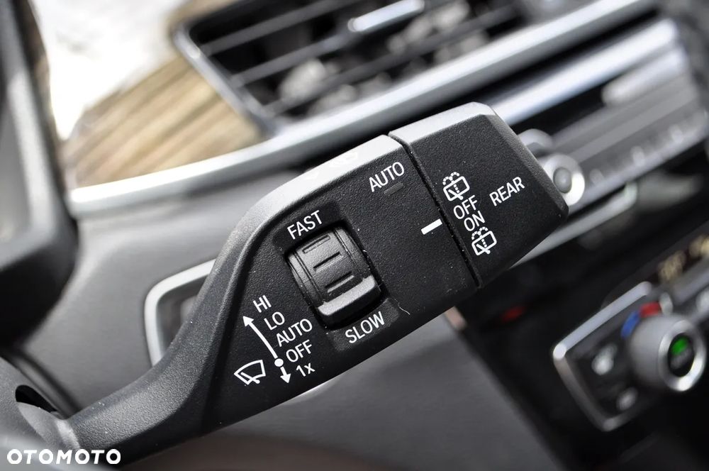 BMW X1 xDrive25i GPF Sport Line sport - 29