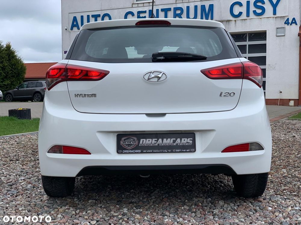 Hyundai i20 - 15