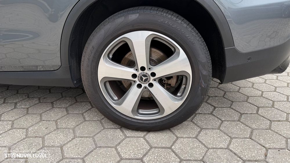 Mercedes-Benz GLC 220 d 4Matic 9G-TRONIC Exclusive - 29