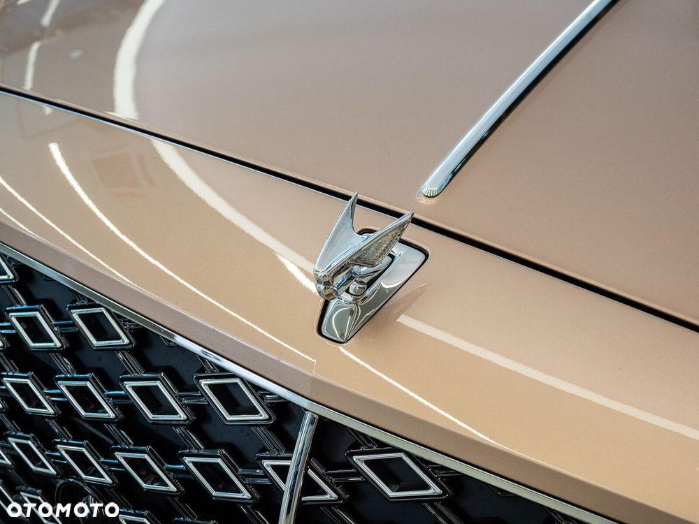 Bentley Flying Spur - 8