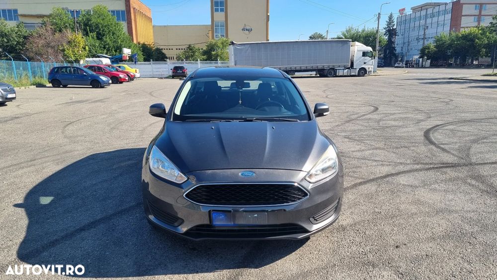 Ford Focus - 1