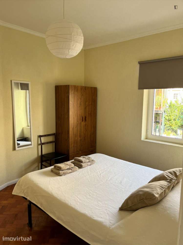 Apartamento com 3 quartos - localizado em Princípe Real Lisbon - Grande imagem: 2/13