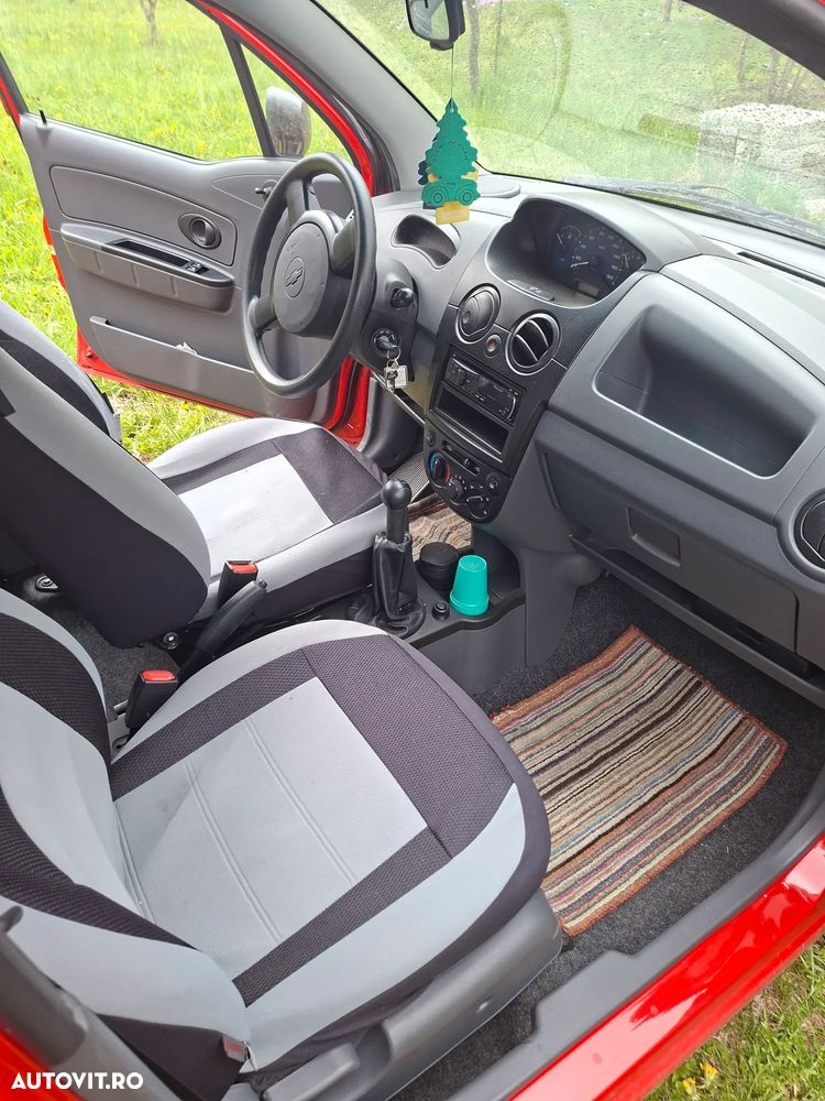 Chevrolet Spark - 10