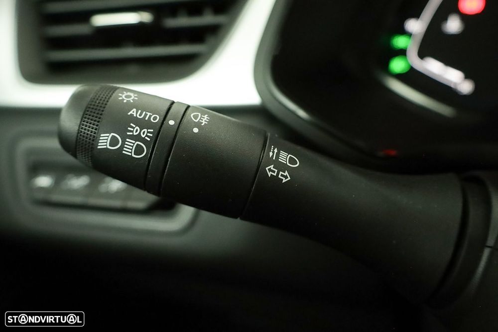 Renault Captur 1.0 TCe Techno - 17